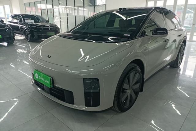 Used Li Auto i6 2025 Model Four-Wheel-Drive Standard Type