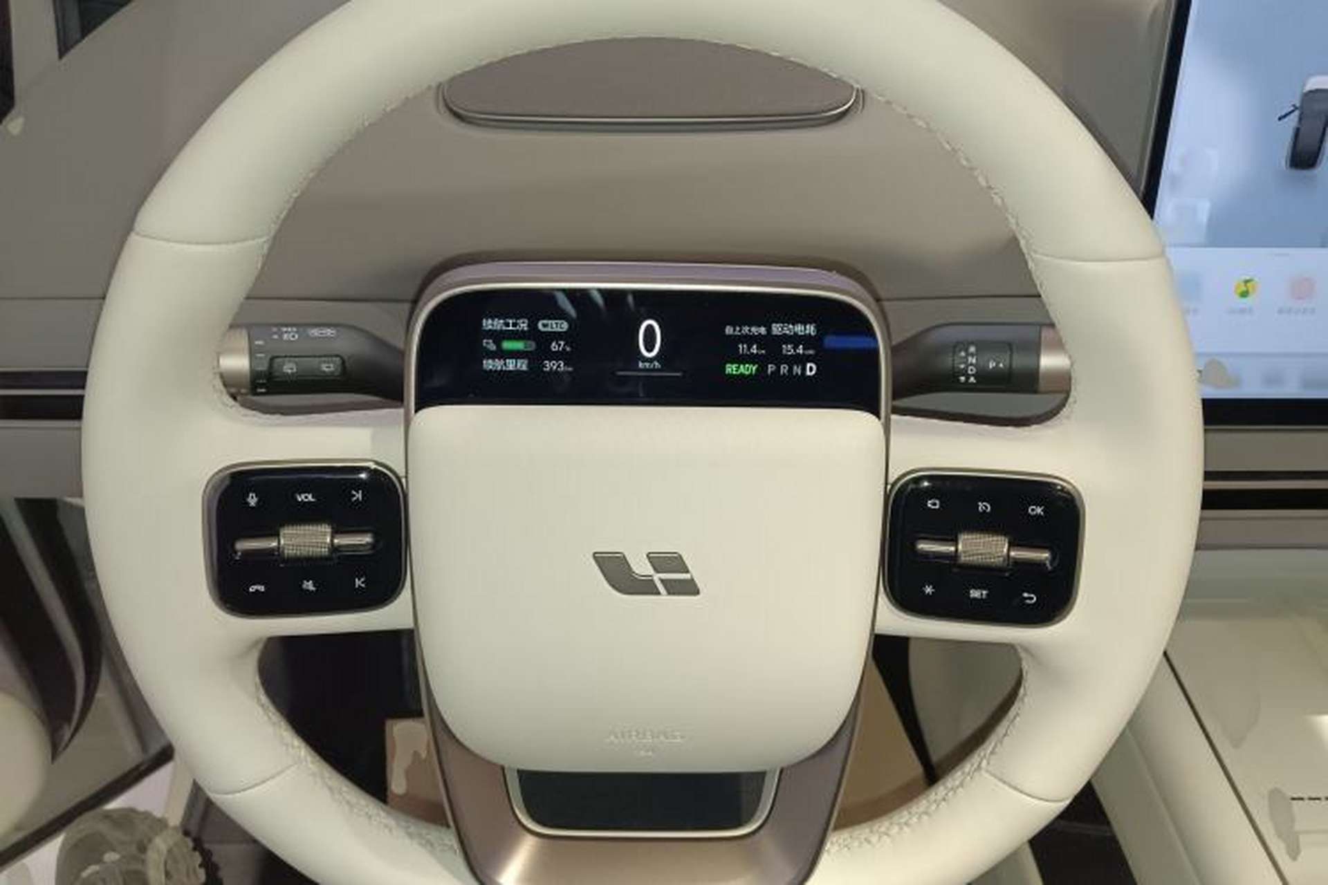 Used Li Auto i6 2025 Model Two-Wheel-Drive Standard Type Steering Wheel