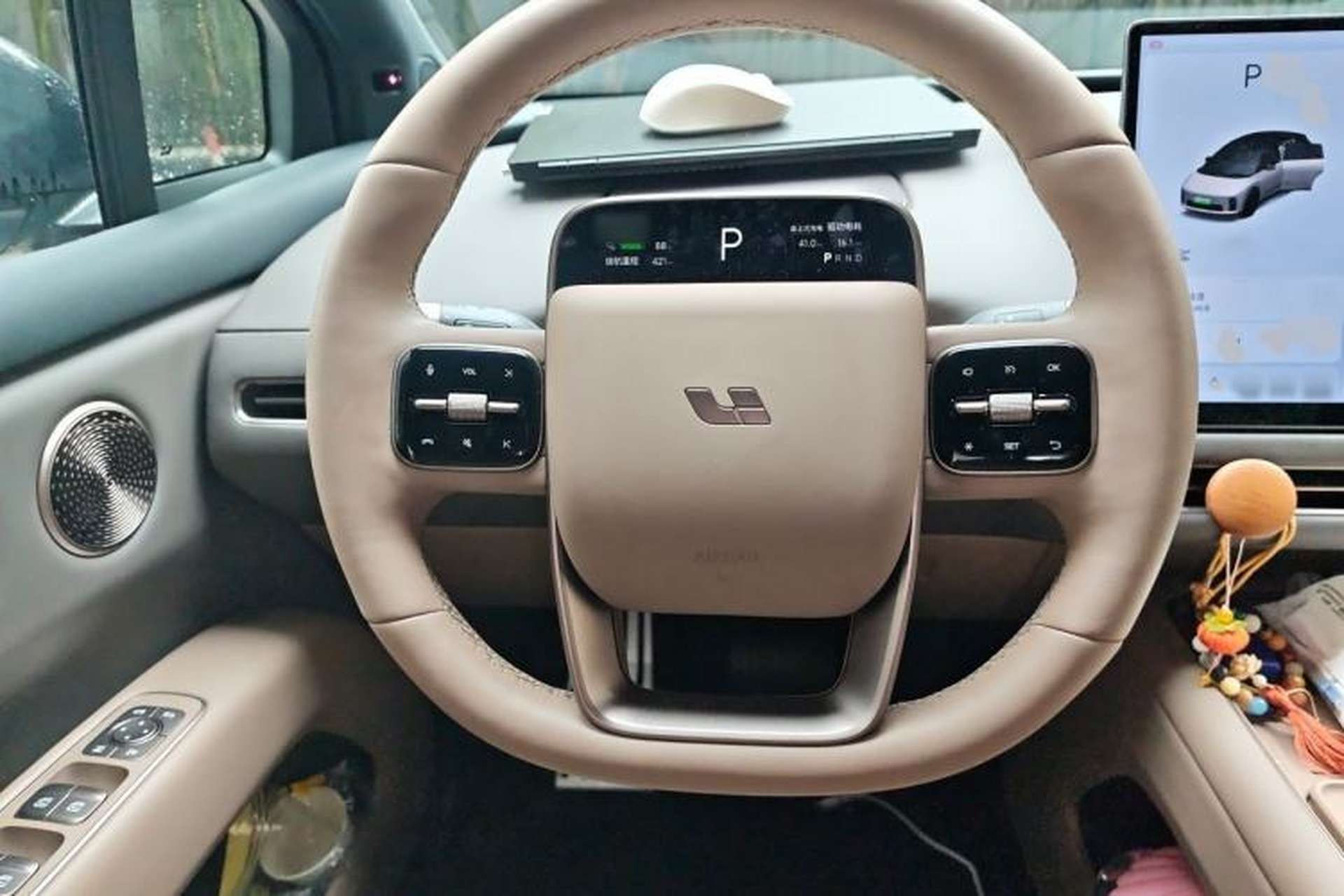 Used Li Auto i6 2025 Model Two-Wheel-Drive Standard Type Steering Wheel