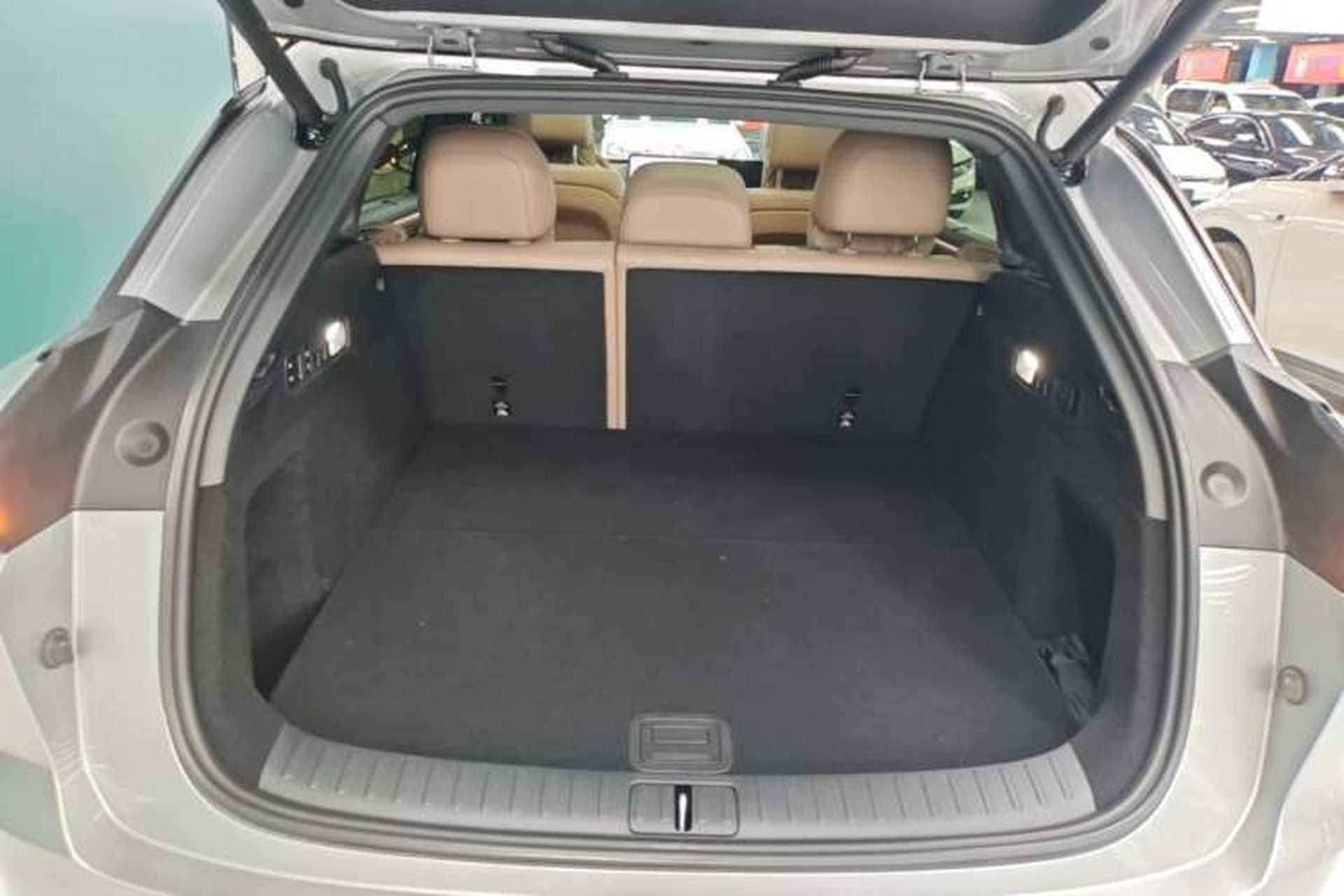 Used Li Auto i6 2025 Model Two-Wheel-Drive Standard Type Trunk
