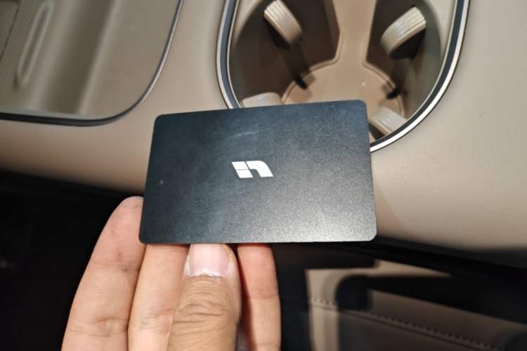 Used Li Auto i6 2025 Model Two-Wheel-Drive Standard Type Vehicle Key