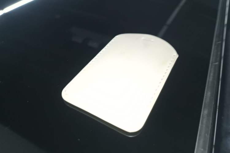 Used Li Auto i6 2025 Model Two-Wheel-Drive Standard Type Vehicle Key