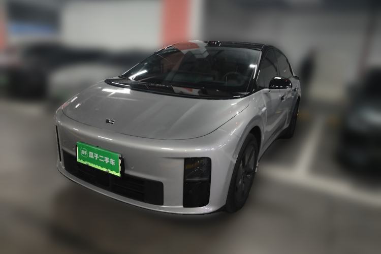 Used Li Auto i6 2025 Model Two-Wheel-Drive Standard Type Guazi used car, China used car export, Used car for sale, Used cars, Cheapest cars for sale