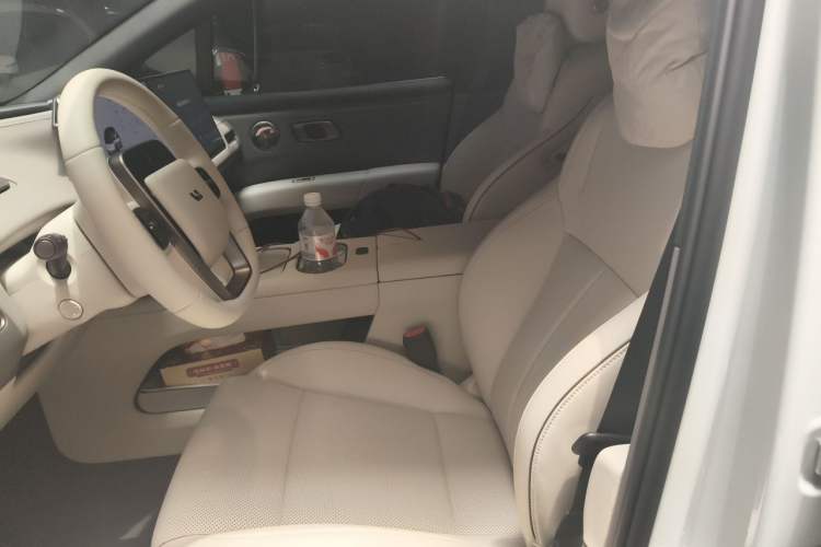 Used Li Auto i6 2025 Model Four-Wheel-Drive Standard Type Left Front Seat