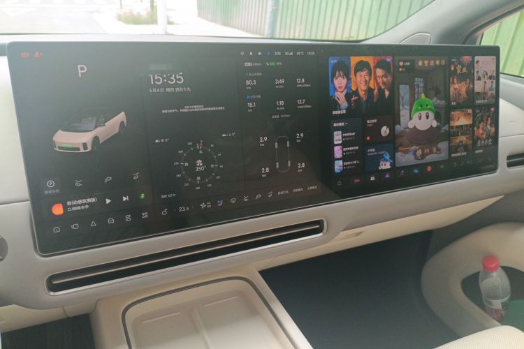 Used Li Auto i6 2025 Model Four-Wheel-Drive Standard Type Audio And AC Panel