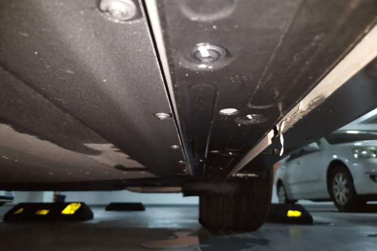 Used Li Auto i6 2025 Model Two-Wheel-Drive Standard Type Chassis Rear Left