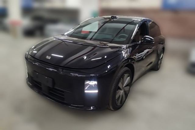 Used Li Auto i6 2025 Model Four-Wheel-Drive Standard Type