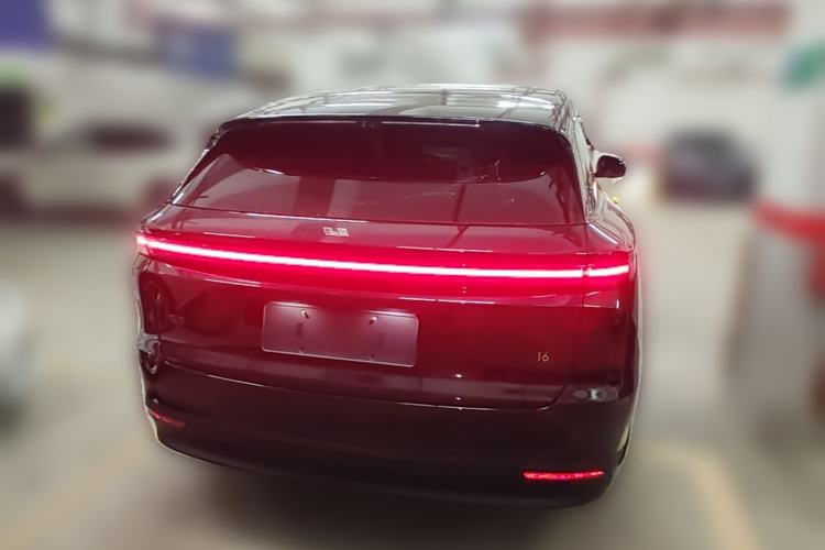 Used Li Auto i6 2025 Model Four-Wheel-Drive Standard Type Rear