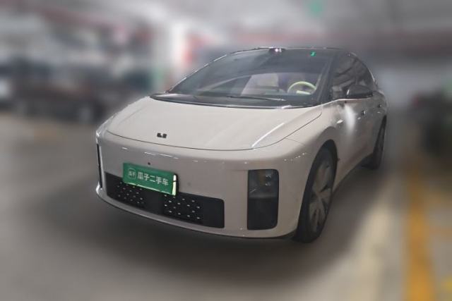 Used Li Auto i6 2025 Model Four-Wheel-Drive Standard Type
