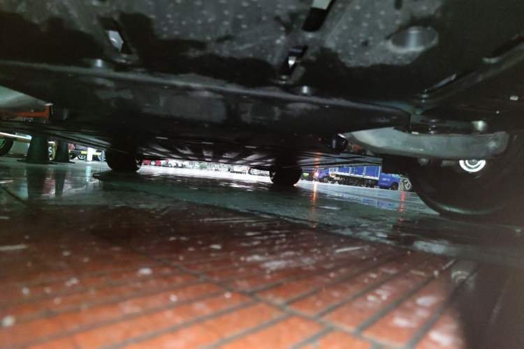 Used Li Auto i6 2025 Model Two-Wheel-Drive Standard Type Chassis Rear