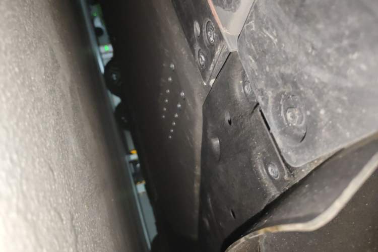 Used Li Auto i6 2025 Model Two-Wheel-Drive Standard Type Chassis Rear Left