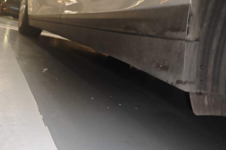 Used Li Auto i6 2025 Model Four-Wheel-Drive Standard Type Chassis Rear Left