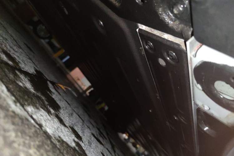 Used Li Auto i6 2025 Model Two-Wheel-Drive Standard Type Chassis Rear Right