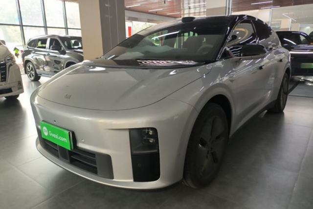 Used Li Auto i6 2025 Model Two-Wheel-Drive Standard Type