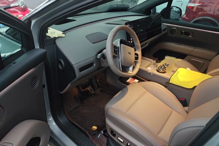 Used Li Auto i6 2025 Model Two-Wheel-Drive Standard Type Driver Seat