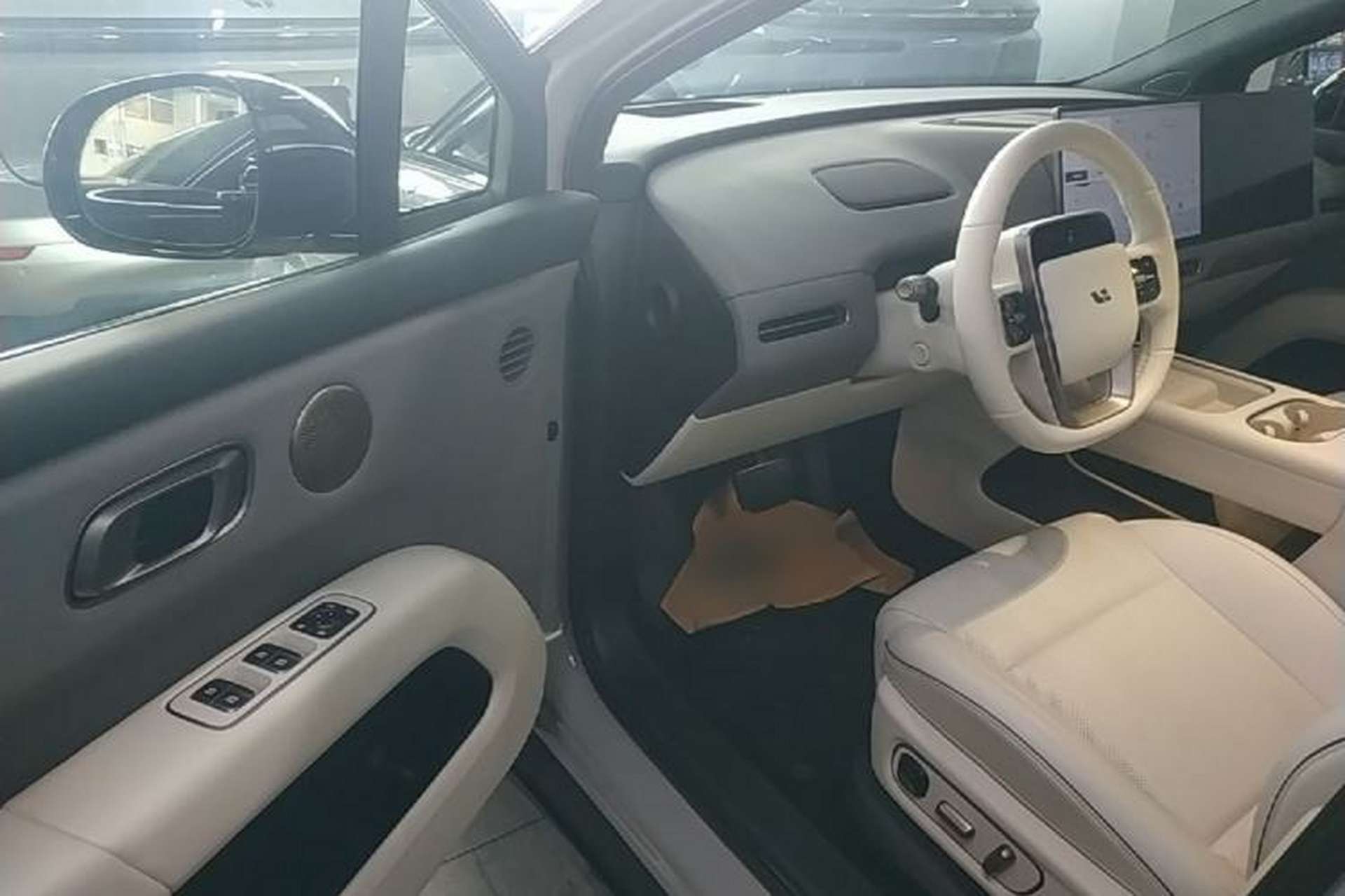 Used Li Auto i6 2025 Model Two-Wheel-Drive Standard Type Driver Seat