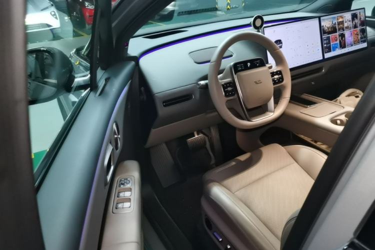 Used Li Auto i6 2025 Model Two-Wheel-Drive Standard Type Driver Seat