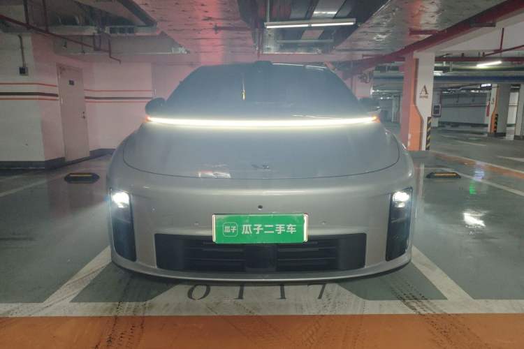 Used Li Auto i6 2025 Model Two-Wheel-Drive Standard Type Front