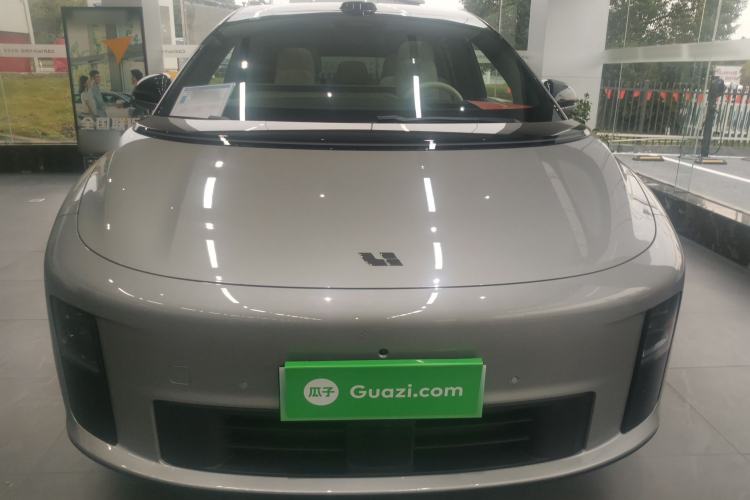 Used Li Auto i6 2025 Model Two-Wheel-Drive Standard Type Front