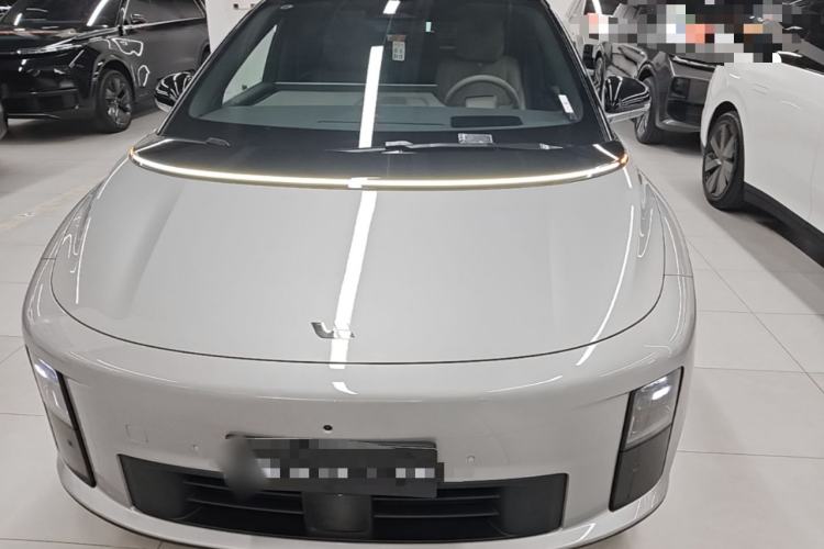Used Li Auto i6 2025 Model Two-Wheel-Drive Standard Type Front