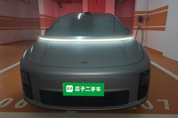 Used Li Auto i6 2025 Model Four-Wheel-Drive Standard Type Front