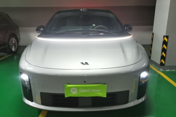 Used Li Auto i6 2025 Model Two-Wheel-Drive Standard Type Front