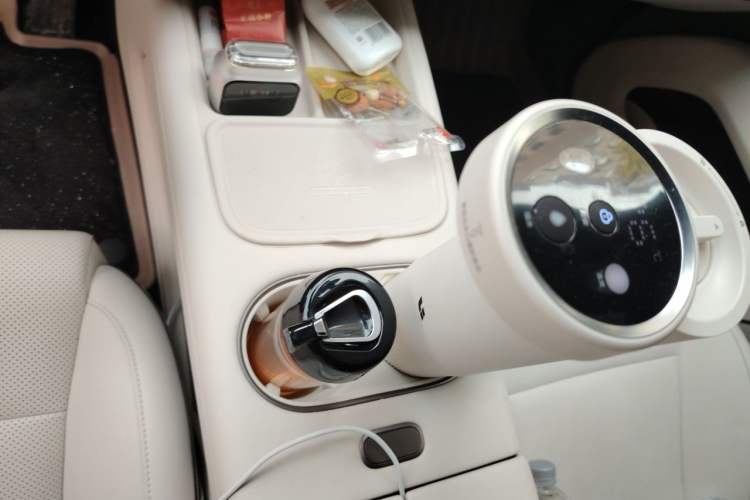 Used Li Auto i6 2025 Model Four-Wheel-Drive Standard Type Gear Lever
