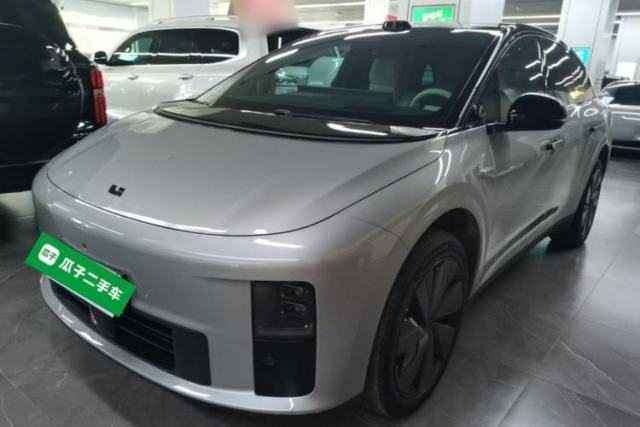 Used Li Auto i6 2025 Model Four-Wheel-Drive Standard Type