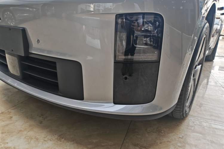 Used Li Auto i6 2025 Model Two-Wheel-Drive Standard Type Left Front Headlight