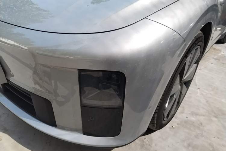 Used Li Auto i6 2025 Model Four-Wheel-Drive Standard Type Left Front Headlight