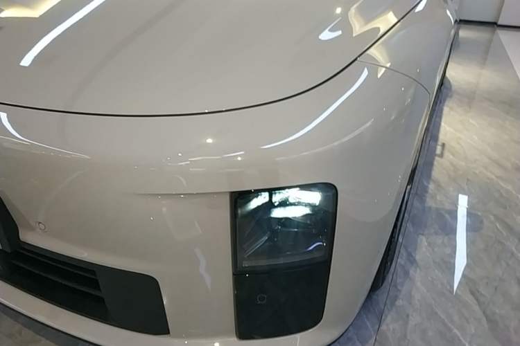 Used Li Auto i6 2025 Model Two-Wheel-Drive Standard Type Left Front Headlight