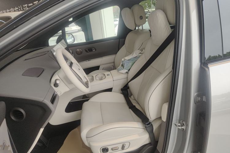 Used Li Auto i6 2025 Model Four-Wheel-Drive Standard Type Left Front Seat