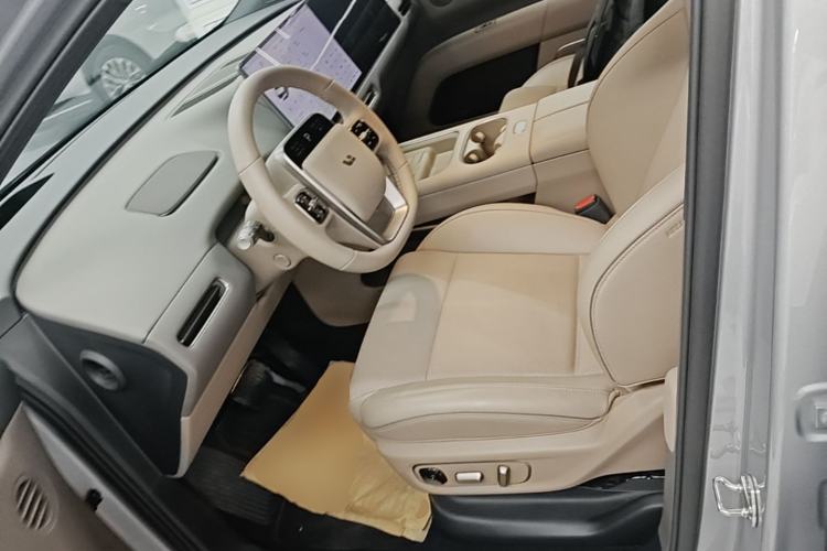 Used Li Auto i6 2025 Model Two-Wheel-Drive Standard Type Left Front Seat