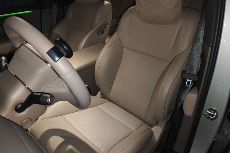Used Li Auto i6 2025 Model Four-Wheel-Drive Standard Type Left Front Seat
