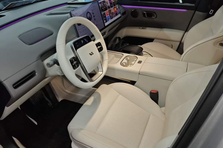Used Li Auto i6 2025 Model Two-Wheel-Drive Standard Type Left Front Seat