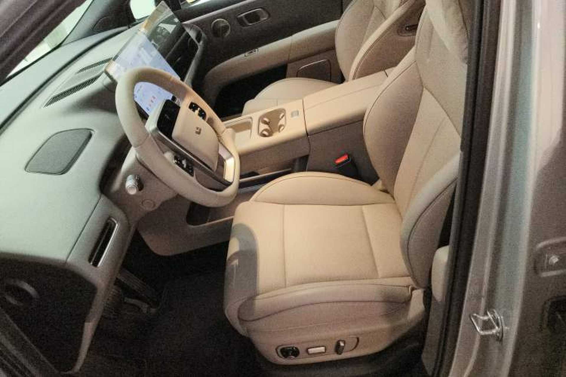 Used Li Auto i6 2025 Model Four-Wheel-Drive Standard Type Left Front Seat
