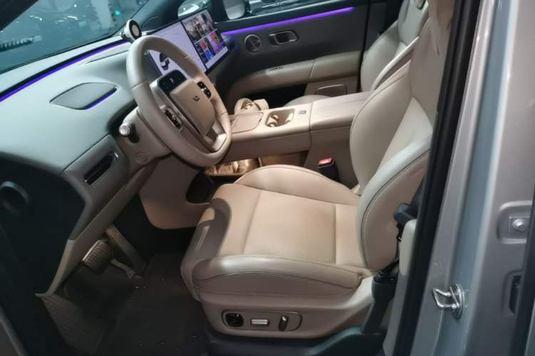 Used Li Auto i6 2025 Model Two-Wheel-Drive Standard Type Left Front Seat