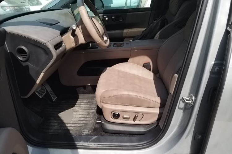 Used Li Auto i6 2025 Model Four-Wheel-Drive Standard Type Left Front Seat
