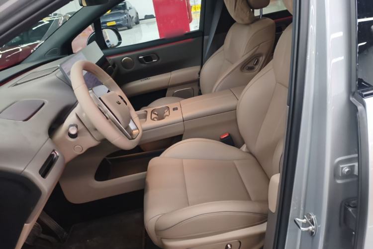Used Li Auto i6 2025 Model Four-Wheel-Drive Standard Type Left Front Seat