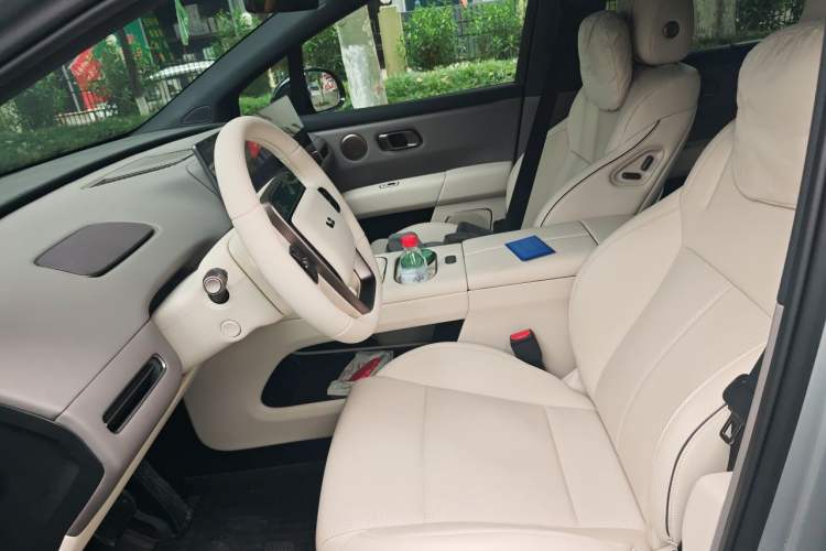 Used Li Auto i6 2025 Model Two-Wheel-Drive Standard Type Left Front Seat