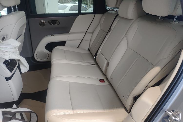 Used Li Auto i6 2025 Model Four-Wheel-Drive Standard Type Left Rear Seat