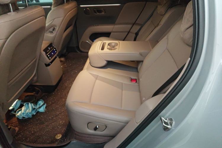 Used Li Auto i6 2025 Model Two-Wheel-Drive Standard Type Left Rear Seat