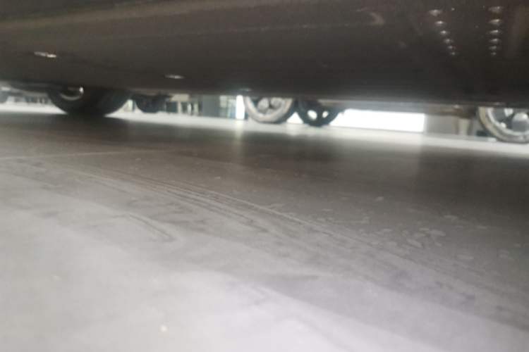 Used Li Auto i6 2025 Model Two-Wheel-Drive Standard Type Left Side Sill