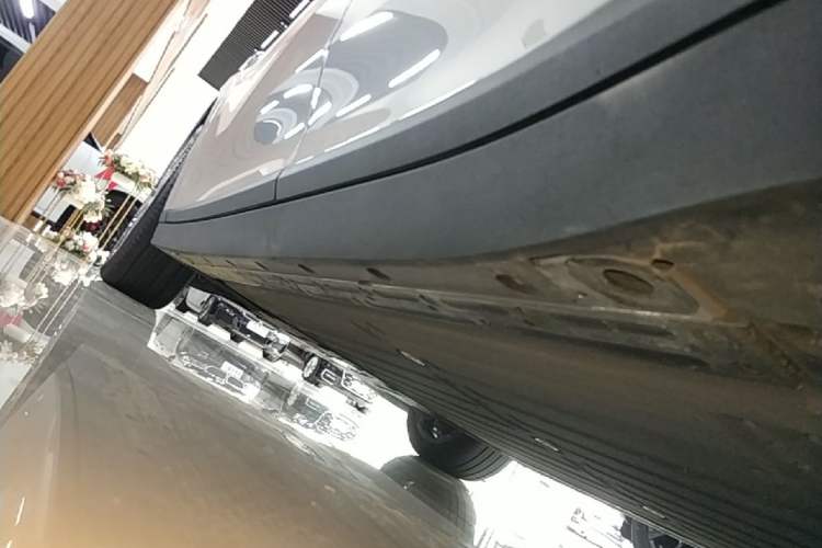 Used Li Auto i6 2025 Model Four-Wheel-Drive Standard Type Left Side Sill