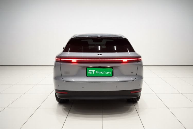 Used Li Auto i6 2025 Model Four-Wheel-Drive Standard Type Rear