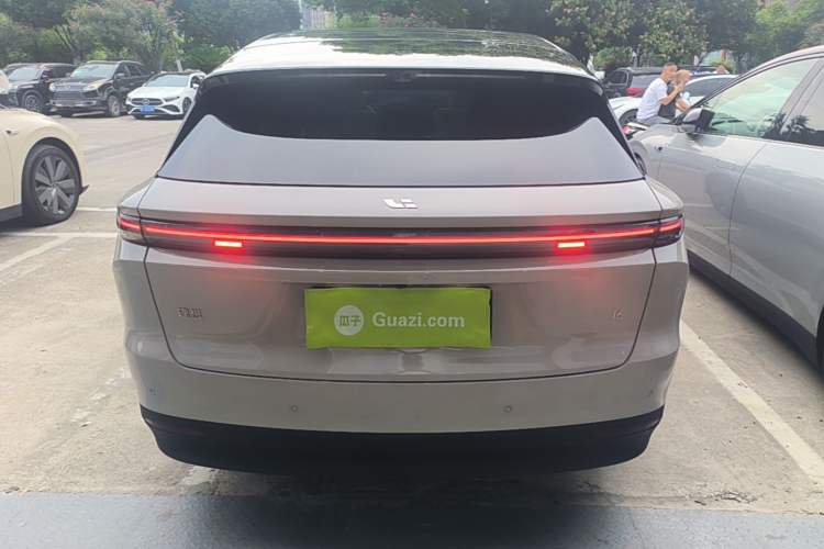 Used Li Auto i6 2025 Model Two-Wheel-Drive Standard Type Rear