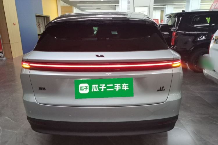 Used Li Auto i6 2025 Model Four-Wheel-Drive Standard Type Rear