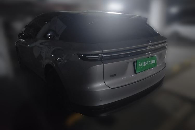 Used Li Auto i6 2025 Model Two-Wheel-Drive Standard Type Rear Left 45 Deg