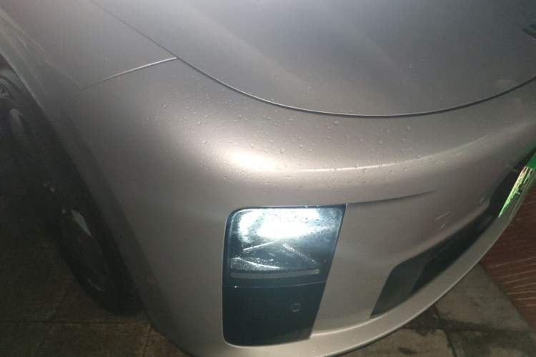 Used Li Auto i6 2025 Model Two-Wheel-Drive Standard Type Right Front Headlight