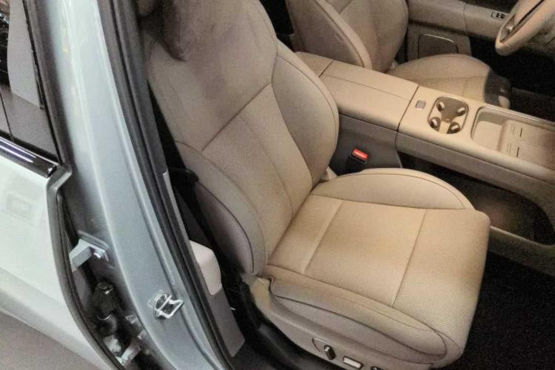 Used Li Auto i6 2025 Model Four-Wheel-Drive Standard Type Right Front Seat